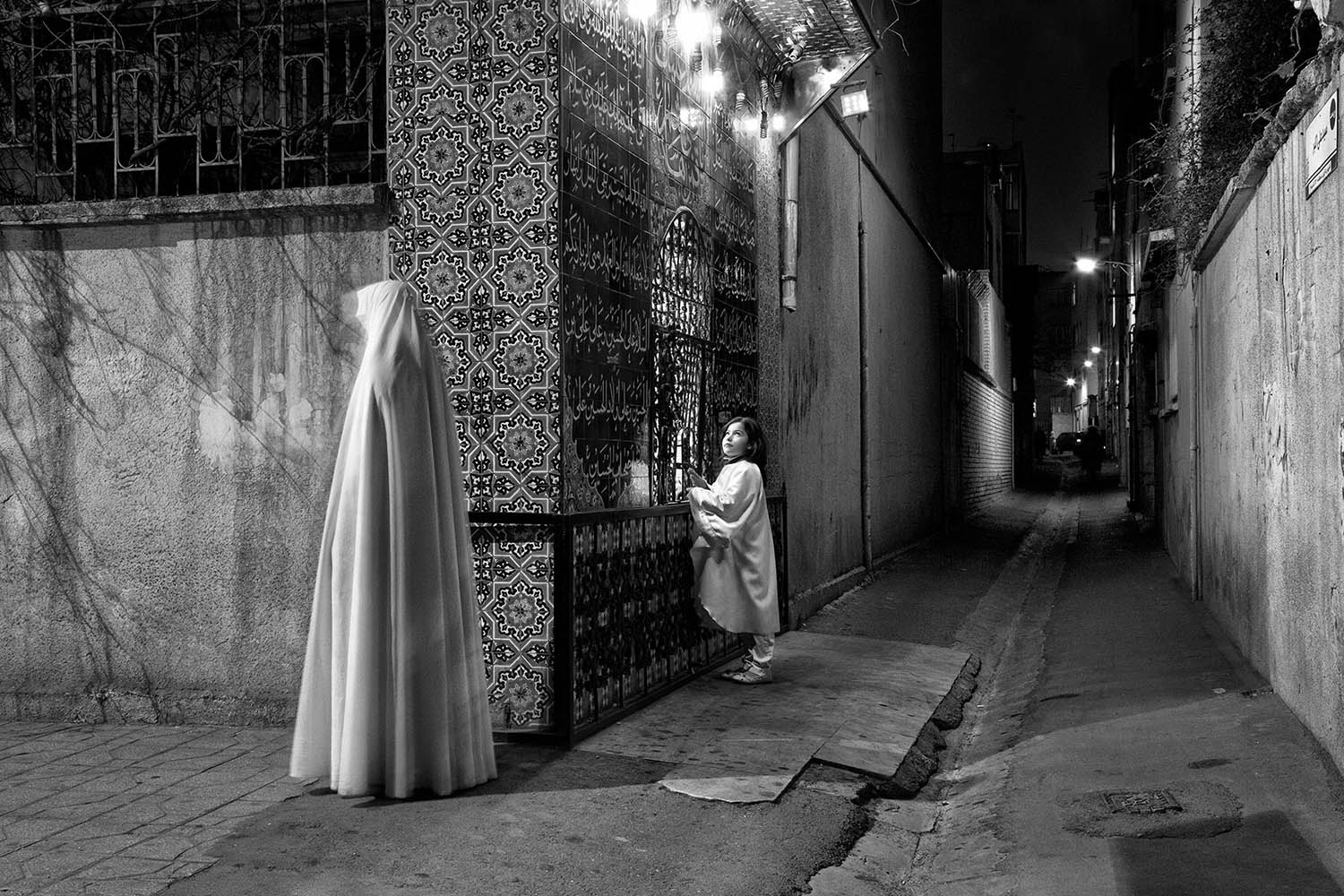 mahsa khalili photography,toronto staged photographer,staged photography,fine art,childhood stories,pray,iran